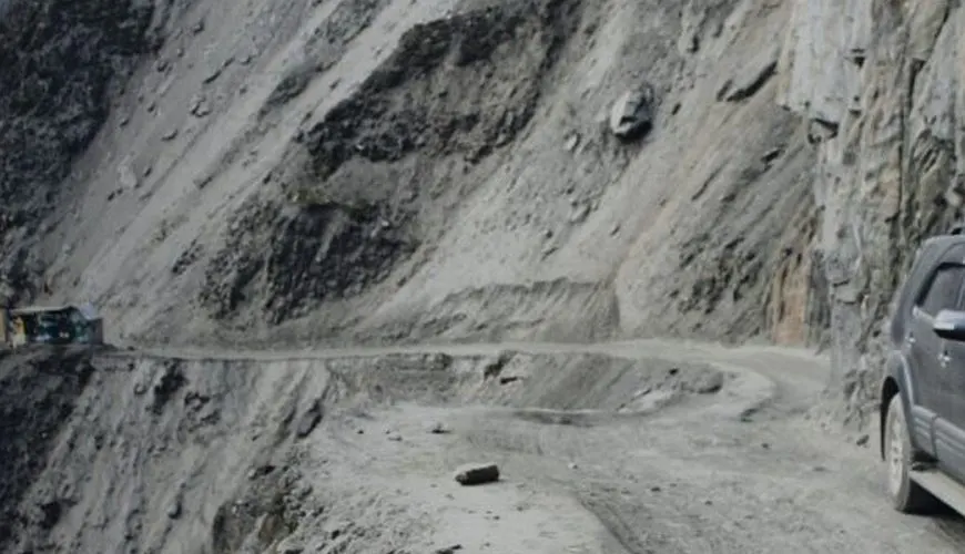 Srinagar to Kargil Taxi with Driver - Happy Jacks Kashmir travel guide