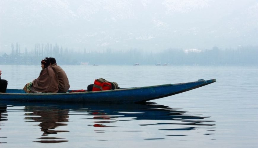 Kashmir Honeymoon Guide: Romantic Places, Best Time and Packages